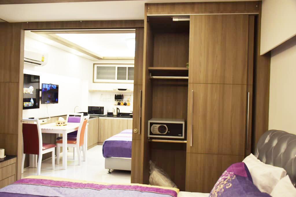 Family Suite Room Pratunam Bangkok Exterior foto